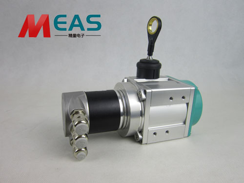 ����λ�ƾ��a����΁�(l��i)�y(c��)��λ�Ɣ�(sh��)ֵ