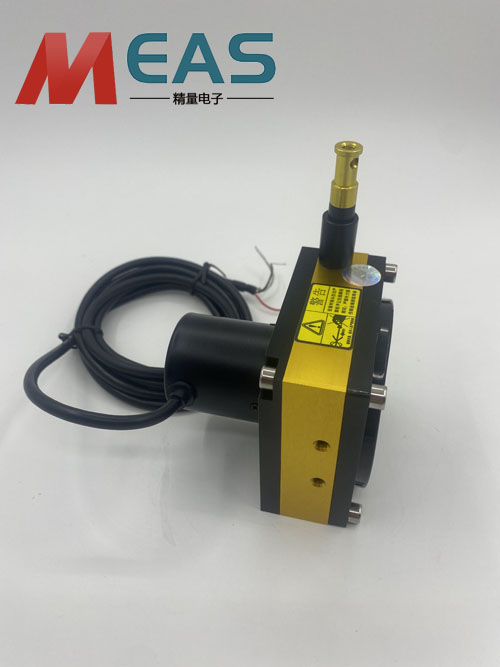 ����λ�ƾ��a�������ڶ��ӻ��Ĕ����ɼ�ϵ�y(t��ng)